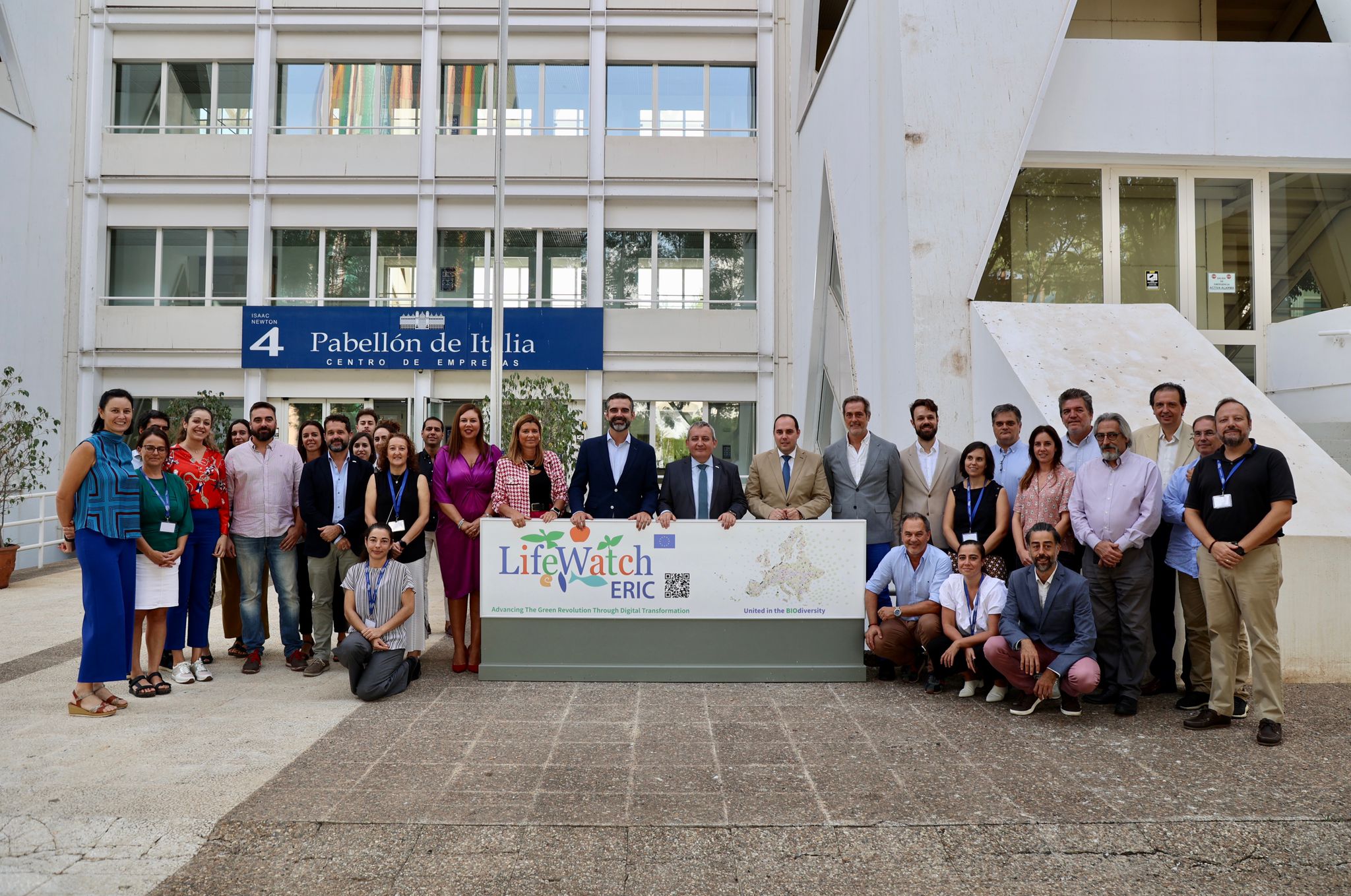 Ramón Fernández-Pacheco con el equipo de LifeWatch ERIC.