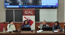 Mesa de participantes en el I Congreso Internacional sobre la Contribución de América Latina a la Sociedad Internacional (CICALS)